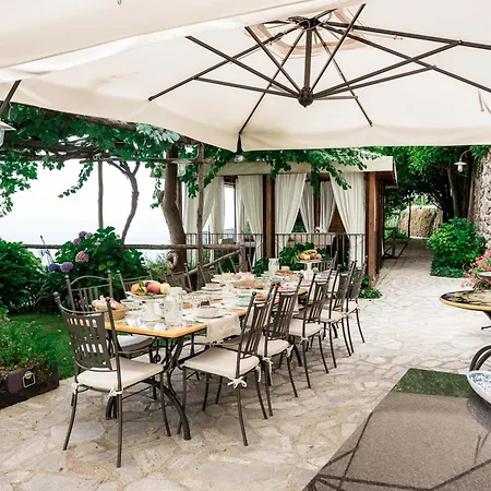 - Pittoresca Villa Ravello